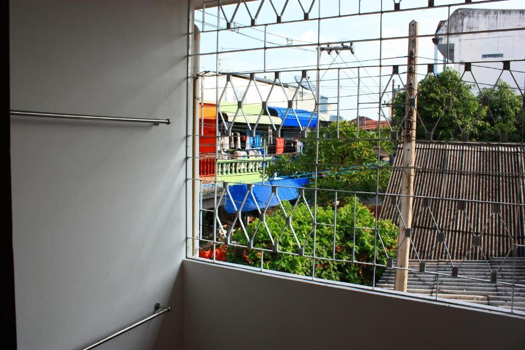 โรงแรมตีฆ้อง - Tri Gong Hotel Chiang Mai Buitenkant foto