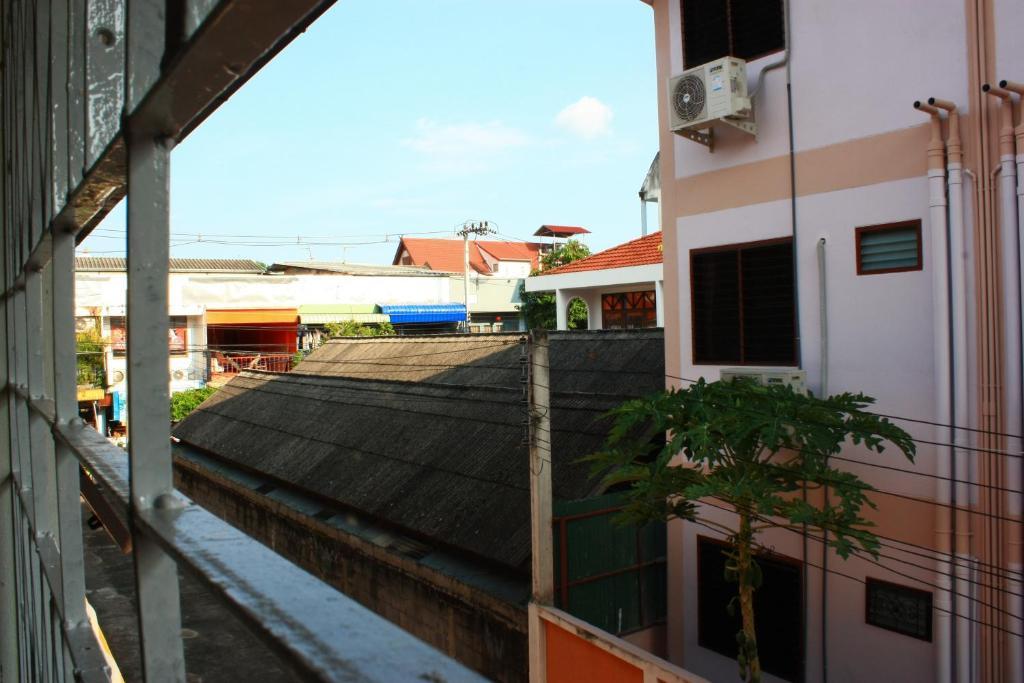 โรงแรมตีฆ้อง - Tri Gong Hotel Chiang Mai Buitenkant foto
