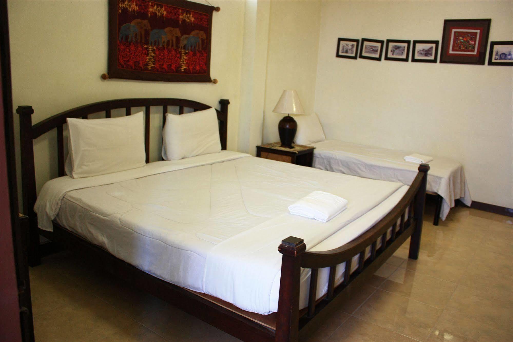 โรงแรมตีฆ้อง - Tri Gong Hotel Chiang Mai Buitenkant foto