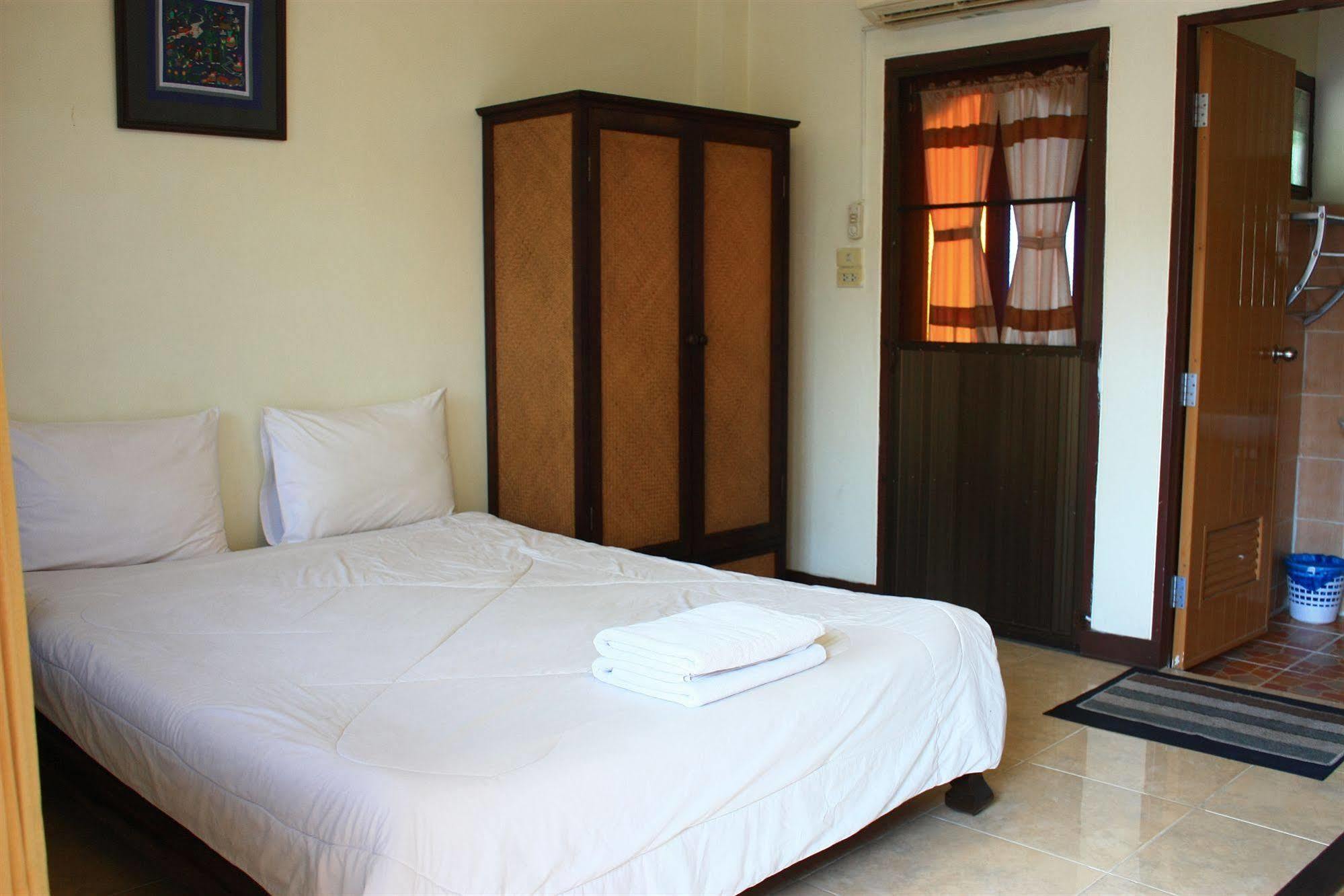 โรงแรมตีฆ้อง - Tri Gong Hotel Chiang Mai Buitenkant foto