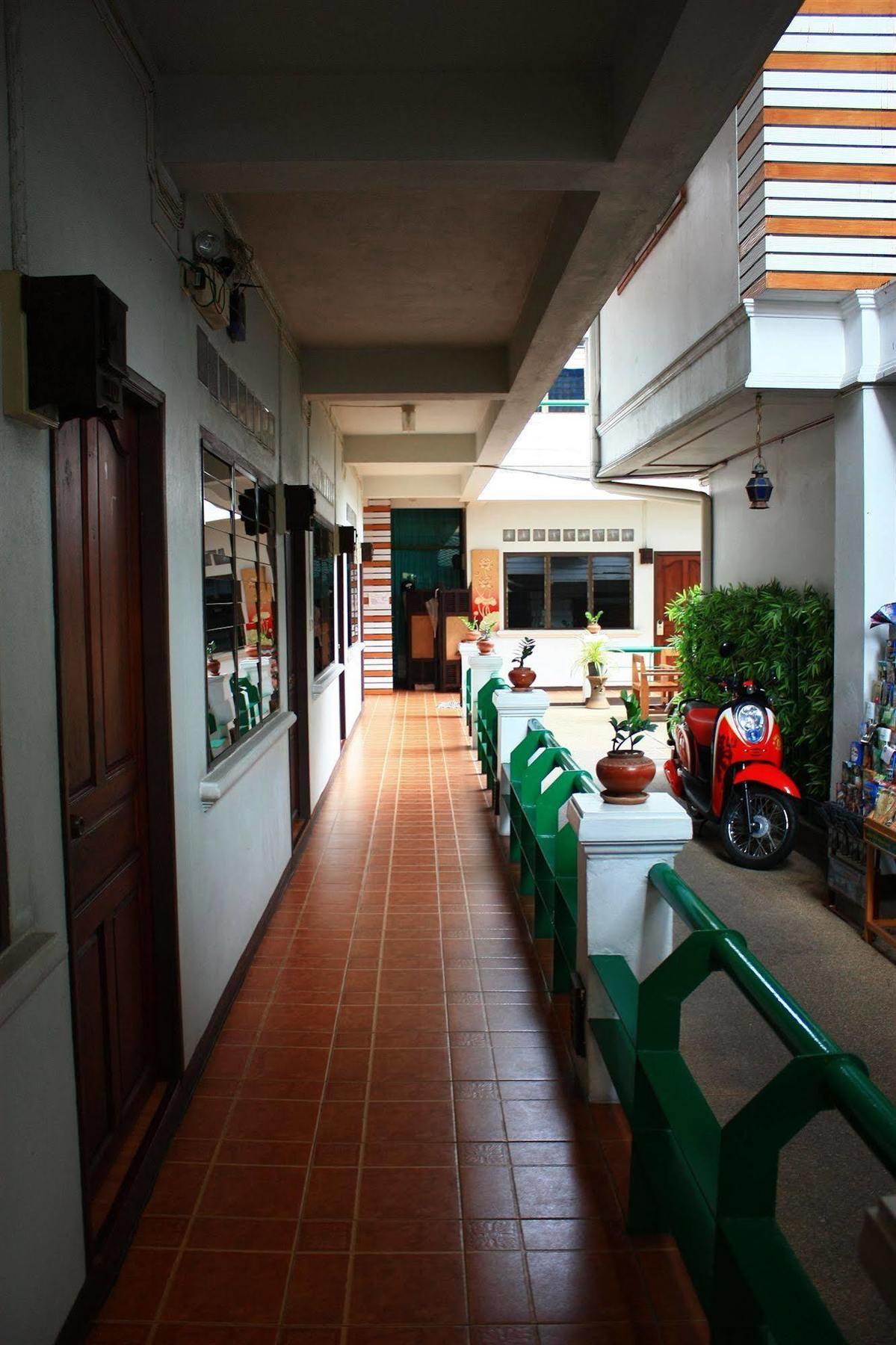 โรงแรมตีฆ้อง - Tri Gong Hotel Chiang Mai Buitenkant foto